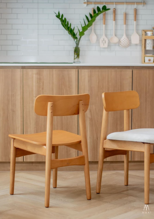 เก้าอี้ทานข้าวไม้ยางพาราแท้ MAAI DESIGN RYUFATE CHAIR สีโอ๊ค