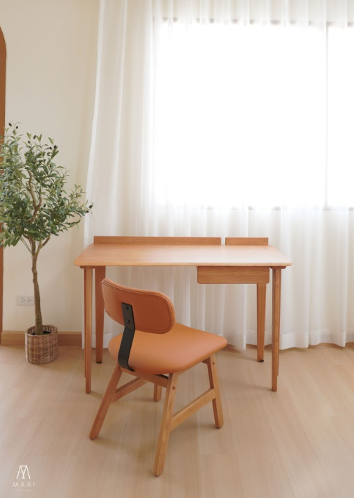 เก้าอี้ไม้ยางพารา MAAI DESIGN MIKUSU CHAIR(SMT PU) สีส้ม(ขาสีโอ๊ค) เบาะหนังหนานุ่ม พนักพิงเหล็ก