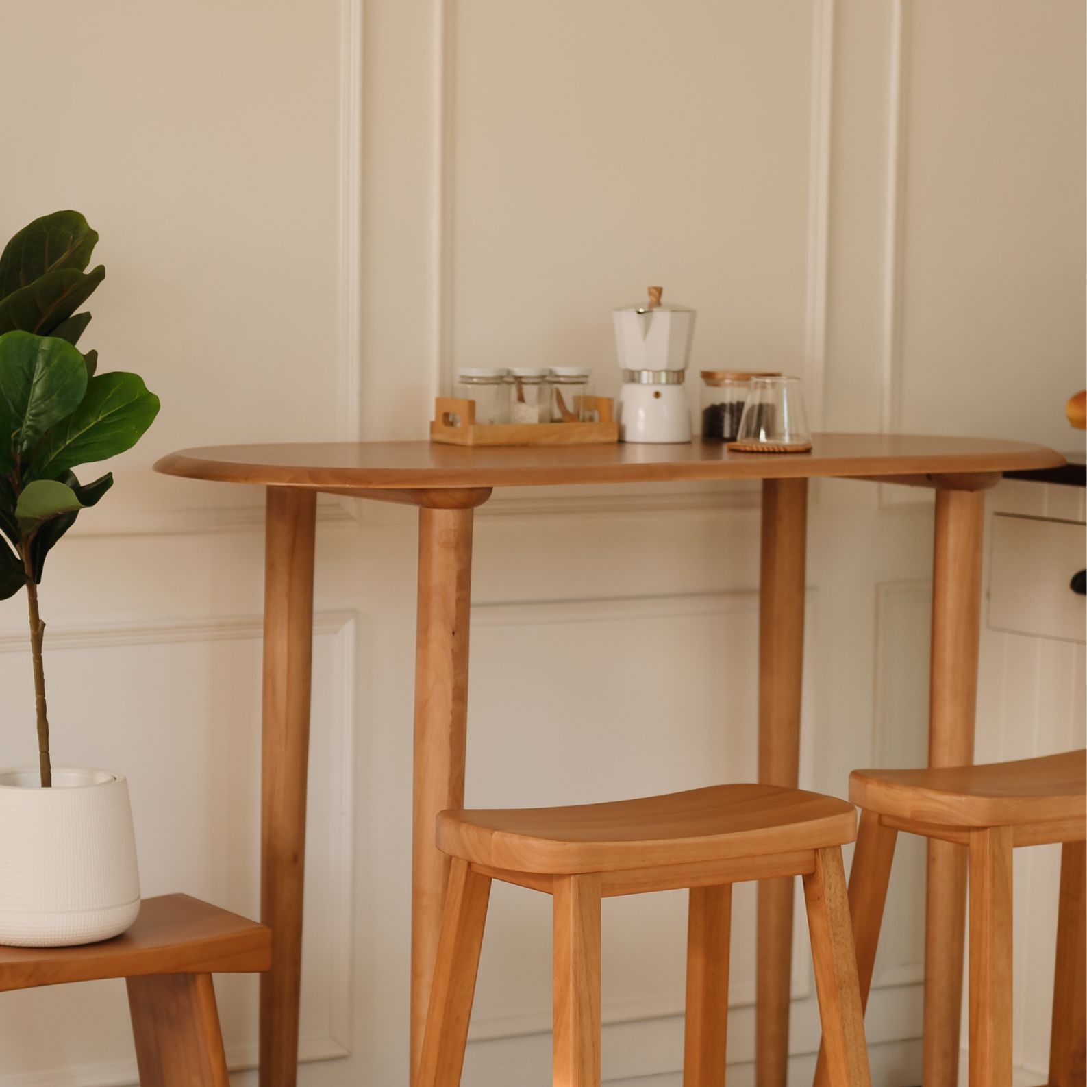 โต๊ะบาร์ไม้ยางพารา MAAI DESIGN รุ่น CHIRU BAR TABLE สีโอ๊ค