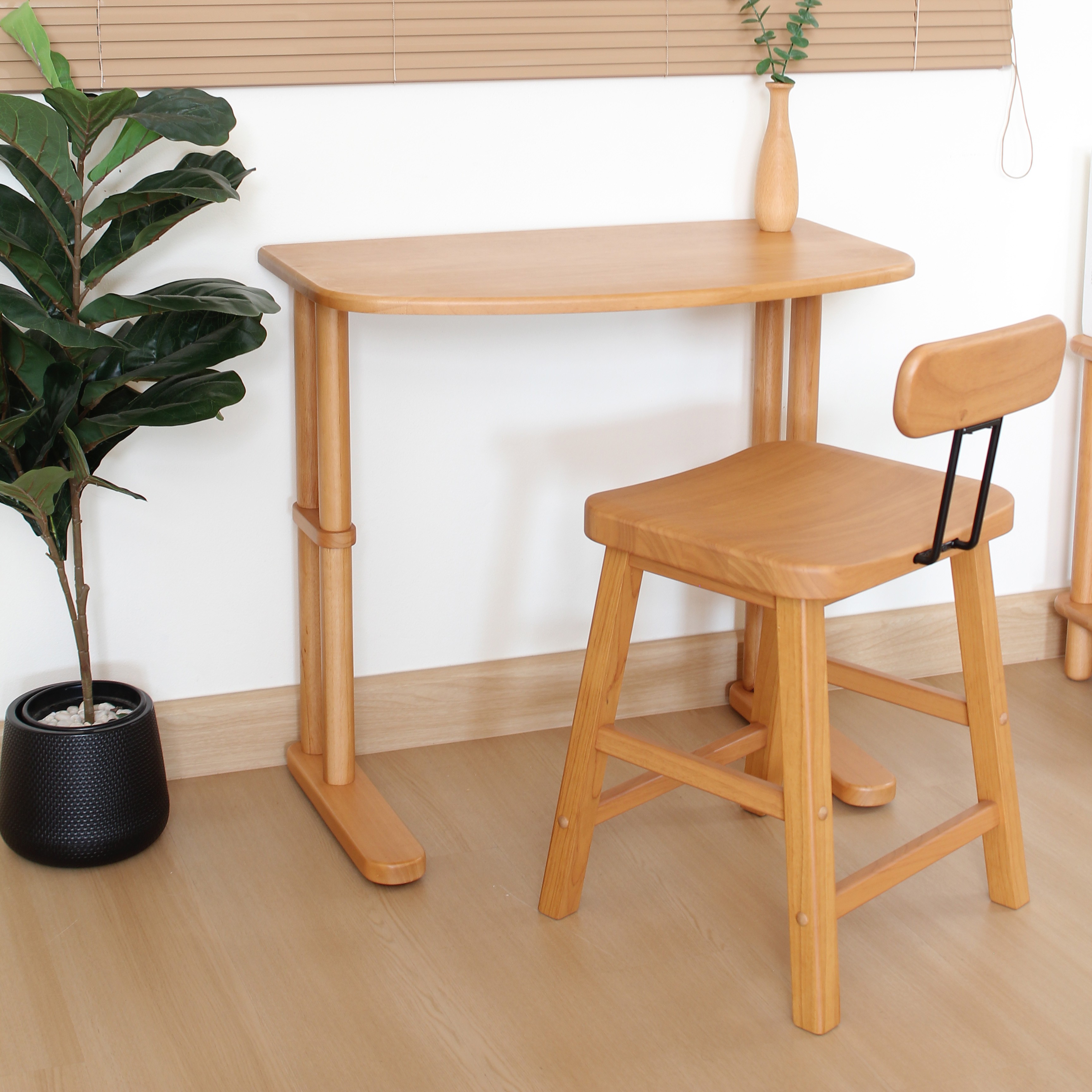 โต๊ะทำงานไม้ยางพารา ปรับ2ระดับ MAAI DESIGN รุ่น TACHI SIDE TABLE สีโอ๊ค