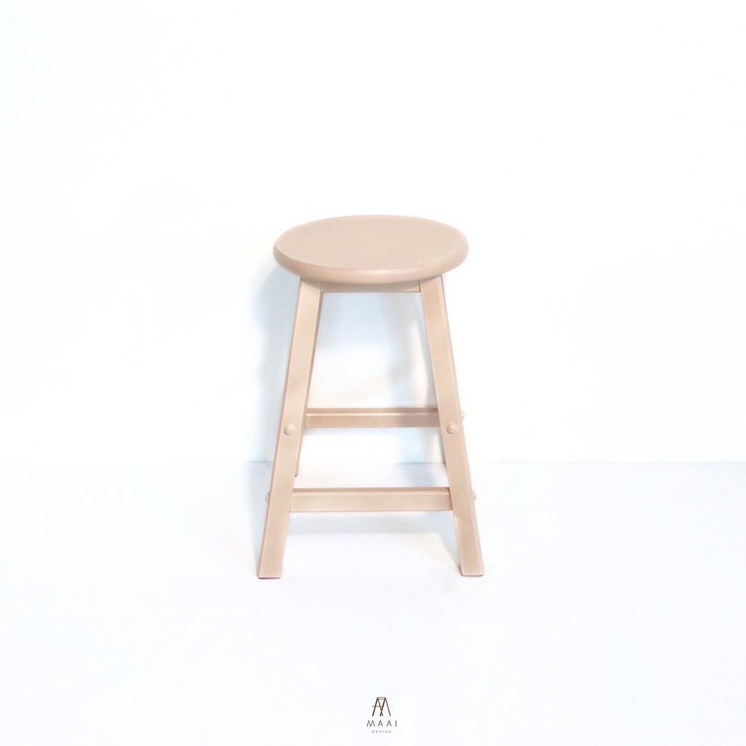 เก้าอี้บาร์ไม้ยางพารา MAAI DESIGN รุ่น GOM STOOL สีครีม_0