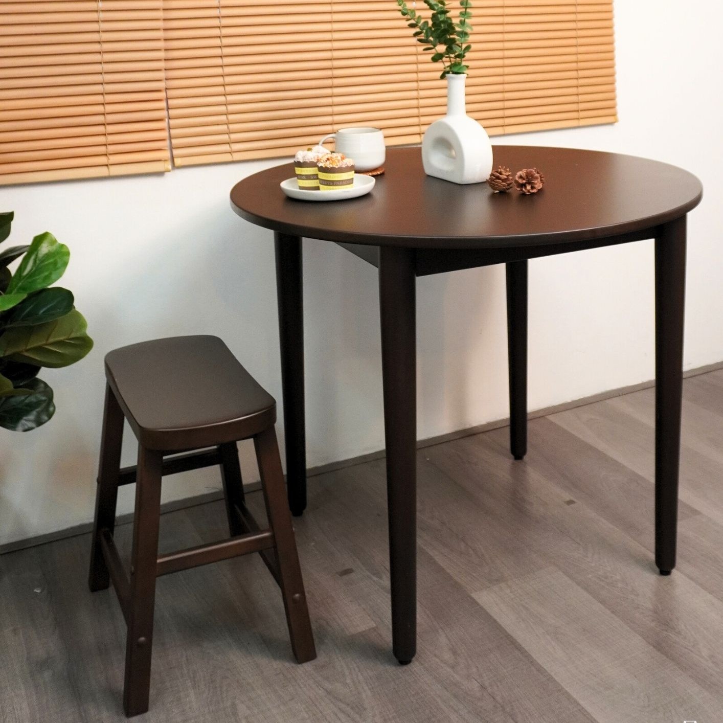 เก้าอี้บาร์ไม้ยางพารา MAAI DESIGN รุ่น YOKUSO สีช็อกโกแลต_3