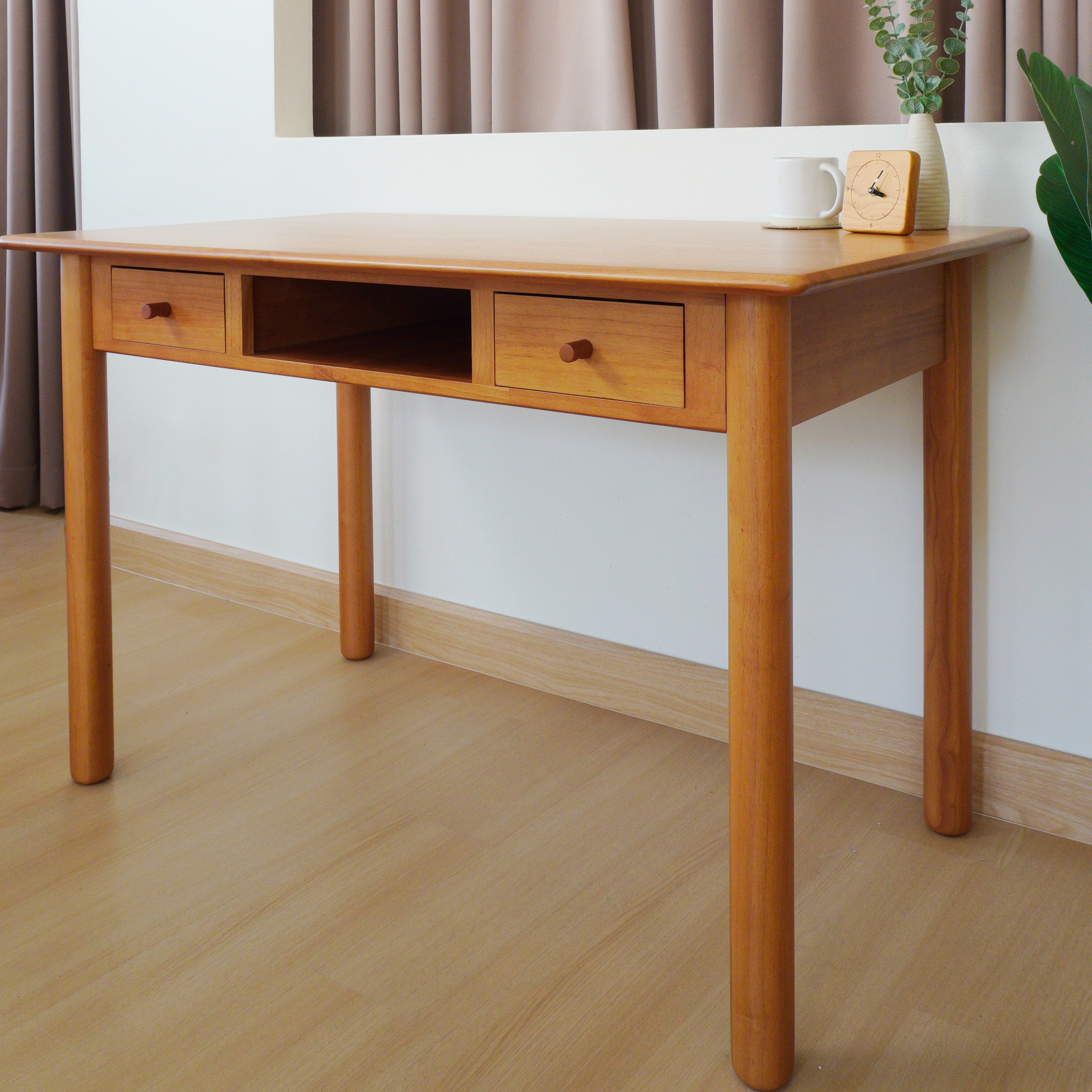 โต๊ะทำงานไม้ยางพารา MAAI DESIGN รุ่น HIROSHI TABLE สีโอ๊ค_3