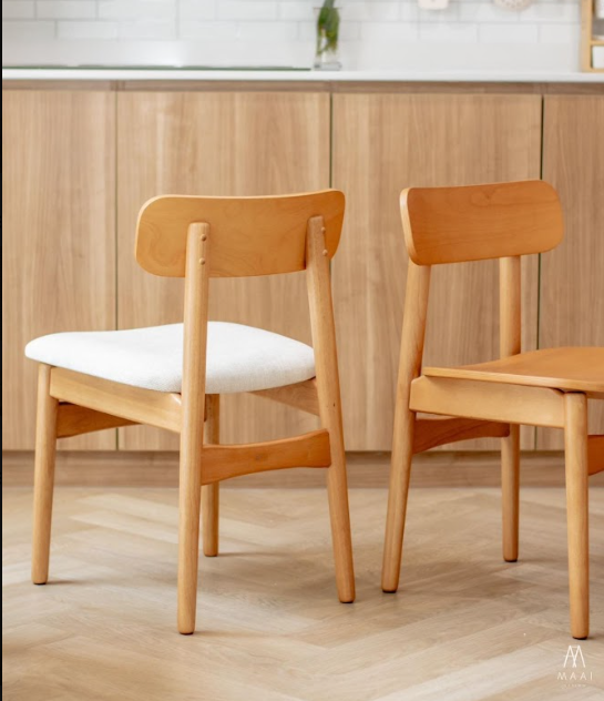 เก้าอี้ไม้ยางพารา เบาะผ้าสีขาว MAAI DESIGN SHITA CHAIR สีโอ๊ค_4