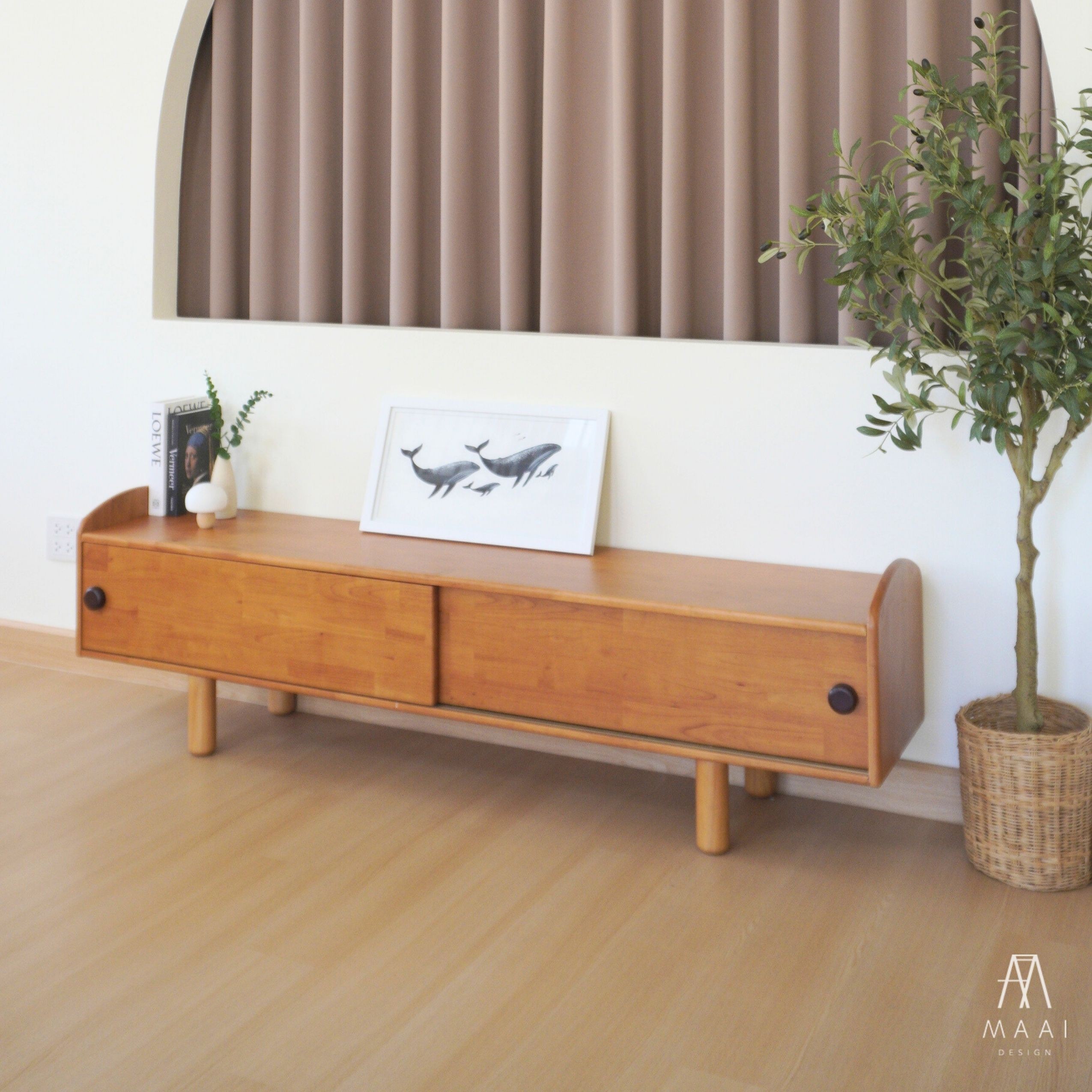 ชั้นวางทีวีไม้ยางพารา MAAI DESIGN รุ่น KIYOKO SIDEBOARD M 150 สีโอ๊ค_5