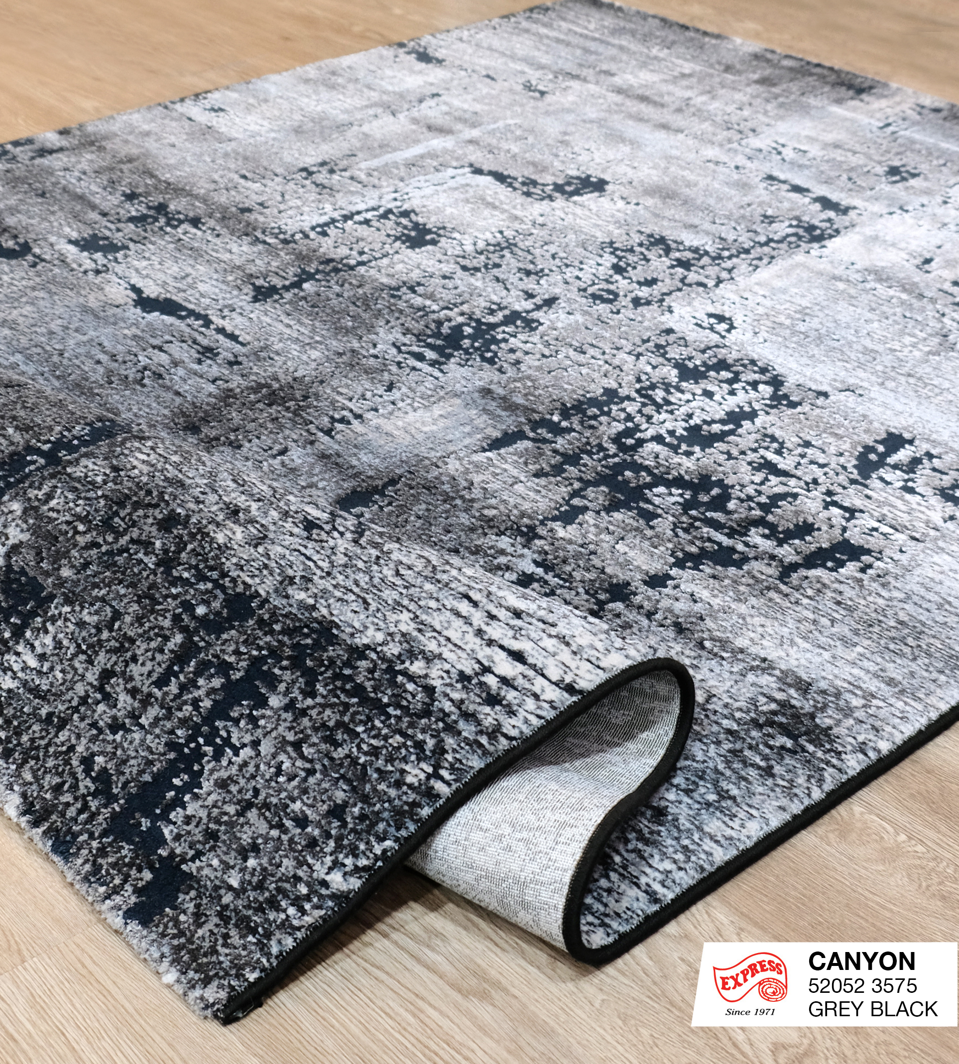 พรมปูพื้น EXPRESS CARPET รุ่น Canyon รหัส 52052 3575 ขนาด 160x230 ซม.หนา 11 มม. สีเทาดำ
