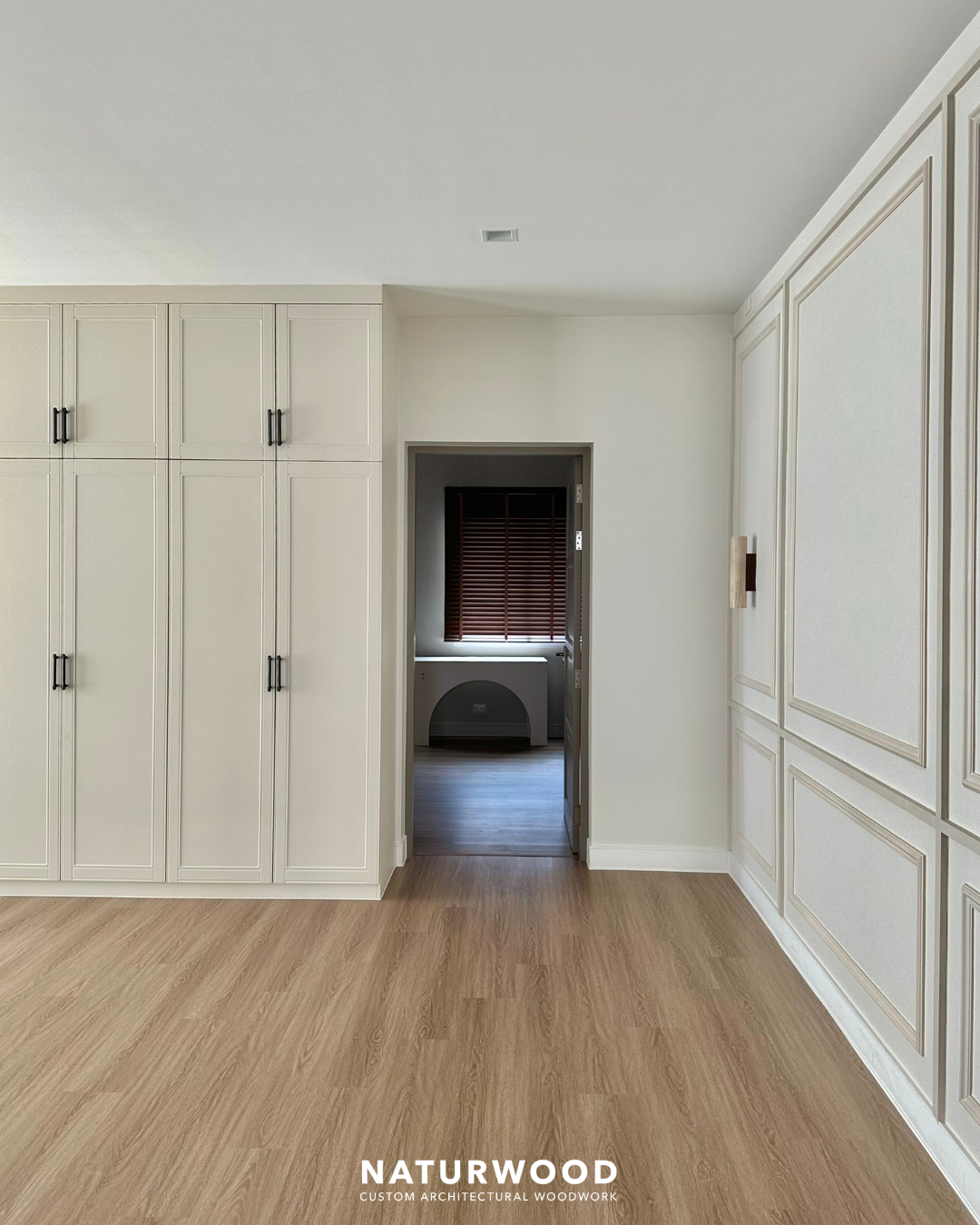 พื้น SPC คลิกล็อค พร้อมโฟม IXPE NATURWOOD หนา 5 มม. สี NATURAL OAK 02 (กล่อง 10 แผ่น ปูได้ 2.23 ตร.ม.)_2